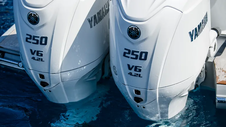 Båtmotor, Yamaha F250USB2