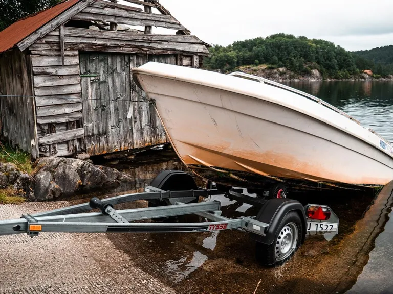 TYSSE 6005, 750 kg Båthenger