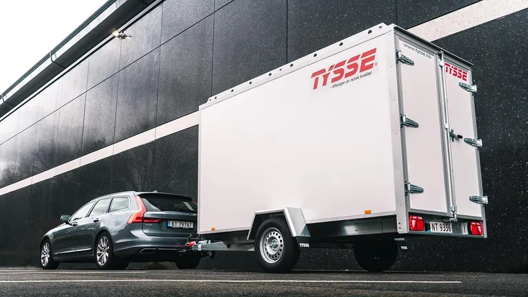 TYSSE 6221, hvit, 1300 kg, 150 cm skaphøyde, Skaphenger