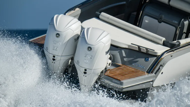 Båtmotor, Yamaha F250USB2