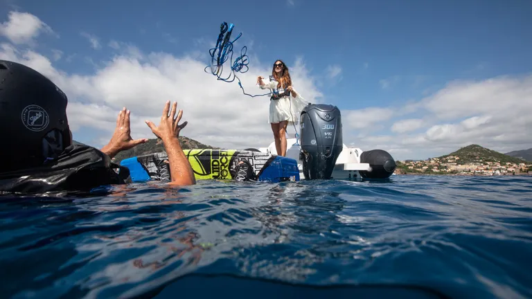 Båtmotor, Yamaha F300UCB