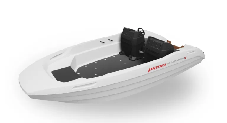 Konsoll, babord, Pioner 16 Explorer