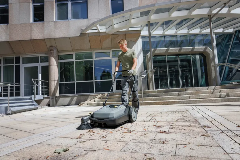 Feiemaskin, Karcher KM 70/20C m/1 sidebørste