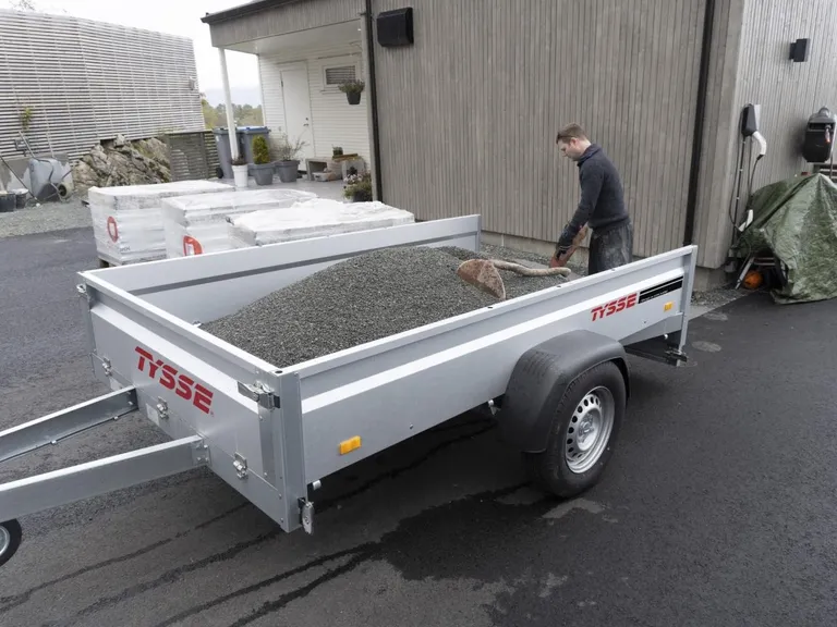 TYSSE 6277 m/tipp og forst. baklem, 1300 kg, Varehenger