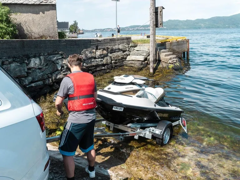 TYSSE 6018 (Vannscooter), 750 kg Båthenger