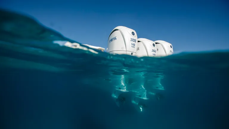 Båtmotor, Yamaha F300XSB2