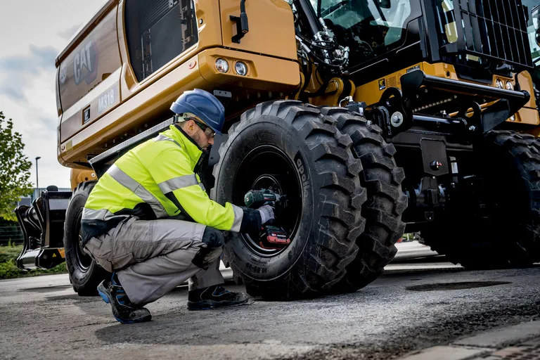 Metabo Muttertrekker Batteri SSW 18 LTX 1750 BL Solo med Metabox,