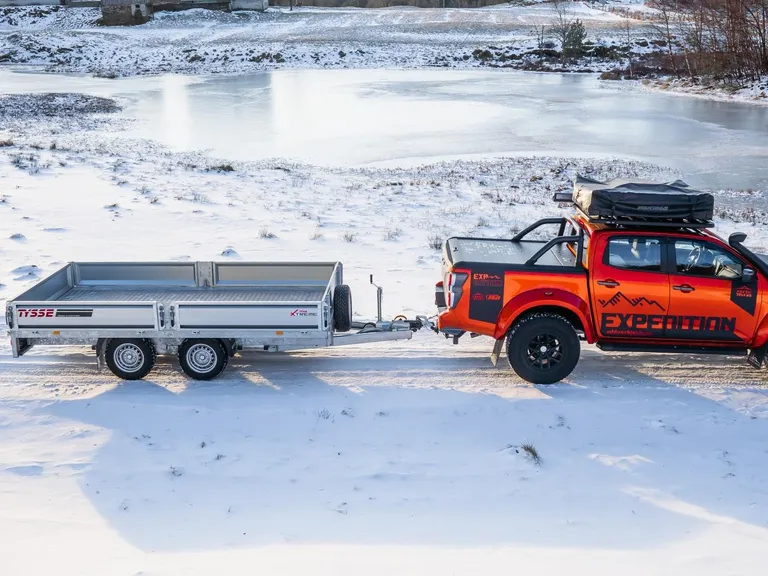 TYSSE XTREME 6832NF, Varehenger