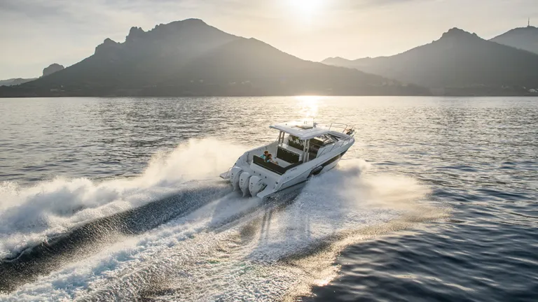 Båtmotor, Yamaha F300XSB2