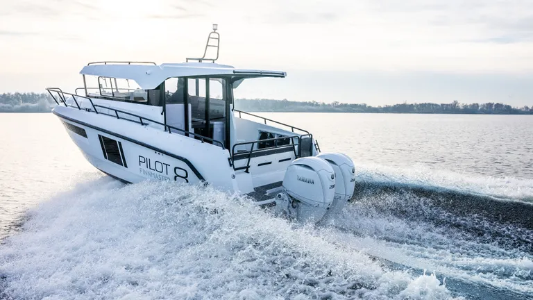 Båtmotor, Yamaha F200LCB